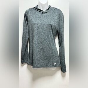 Nike Women's Gray Long Sleeve Top Size M